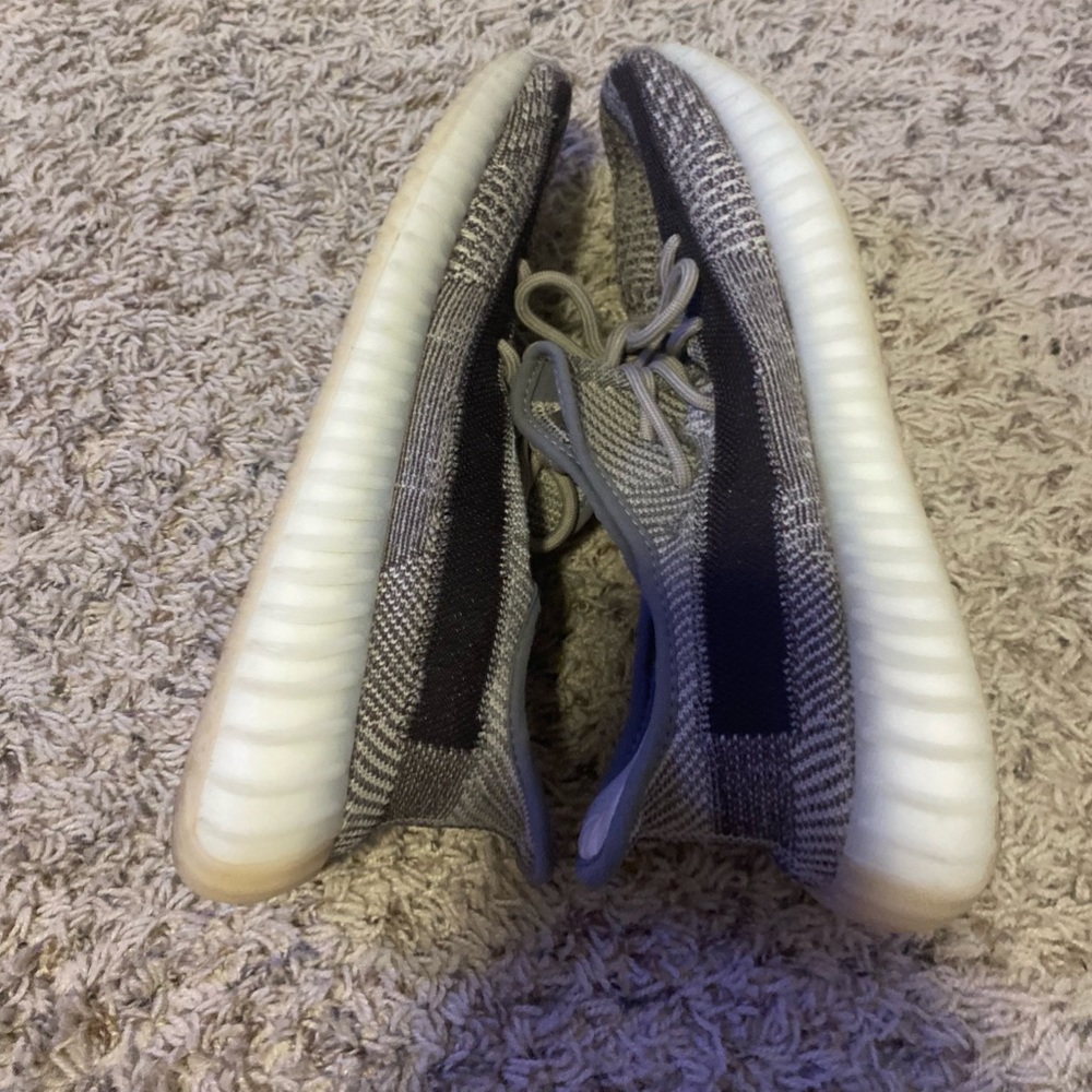 Yeezy Zion 9.5